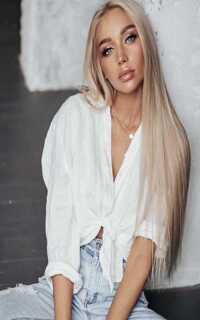 Шлюха Аврора 28493