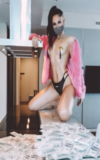 Шлюха Берта 32359